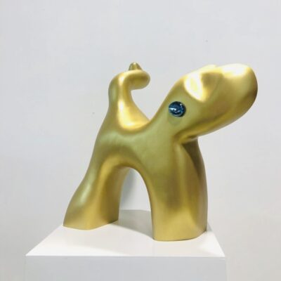 Animal in gold, sculpture